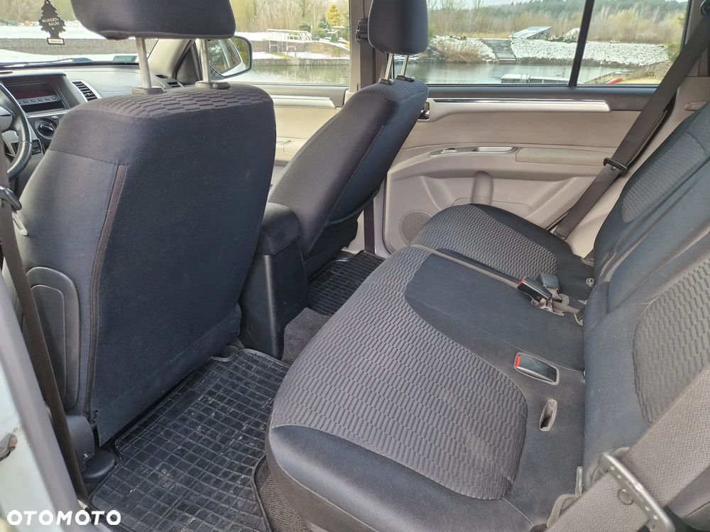 Mitsubishi Pajero Sport - 10