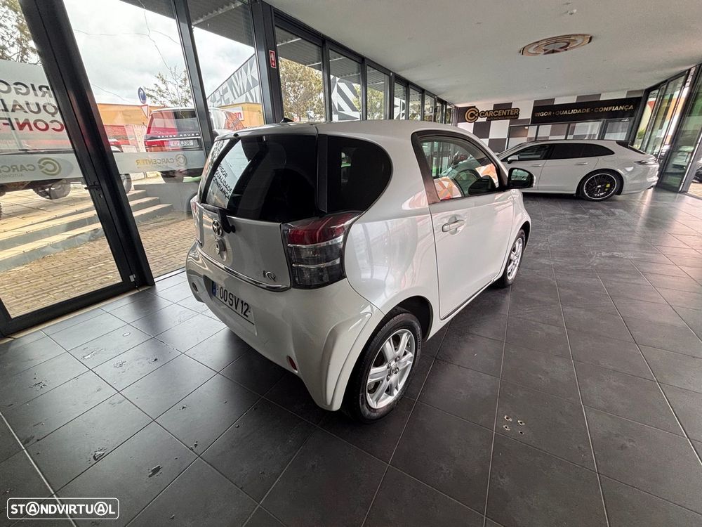 Toyota iQ 1.0 VVT-i - 3