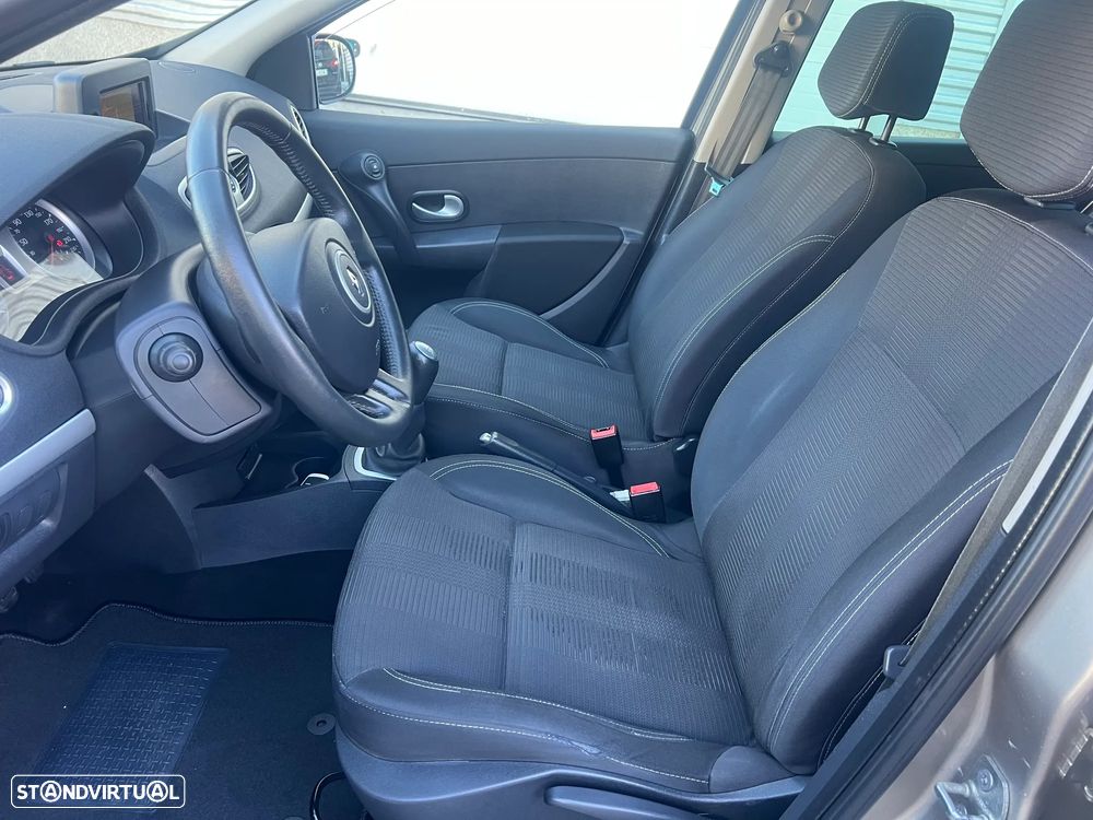 Renault Clio 1.5 dCi Dynamique S - 11