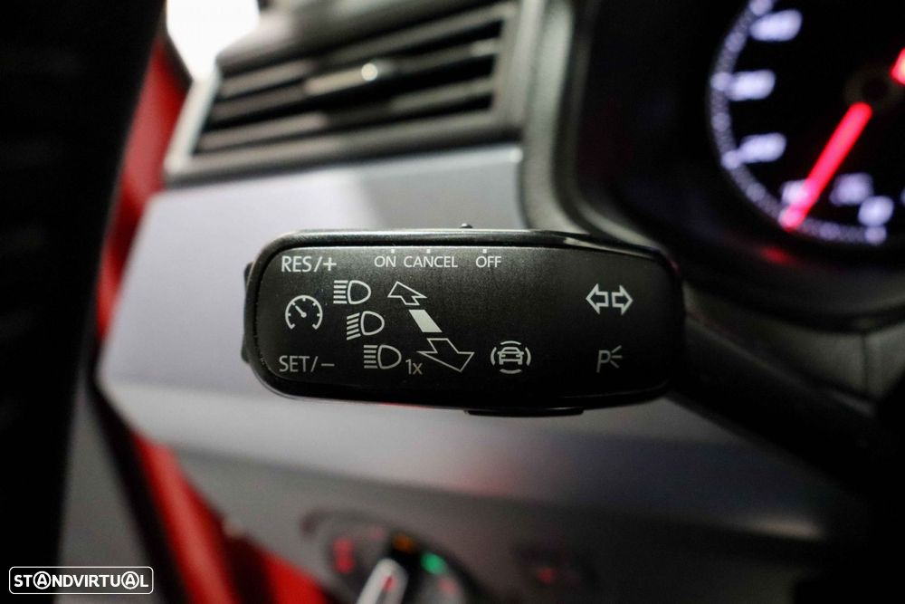 SEAT Arona 1.0 TSI Xperience DSG - 17