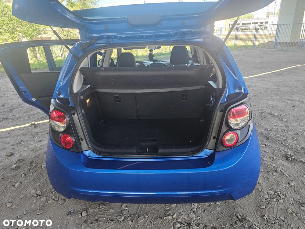 Chevrolet Aveo 1.4 16V LT - 12