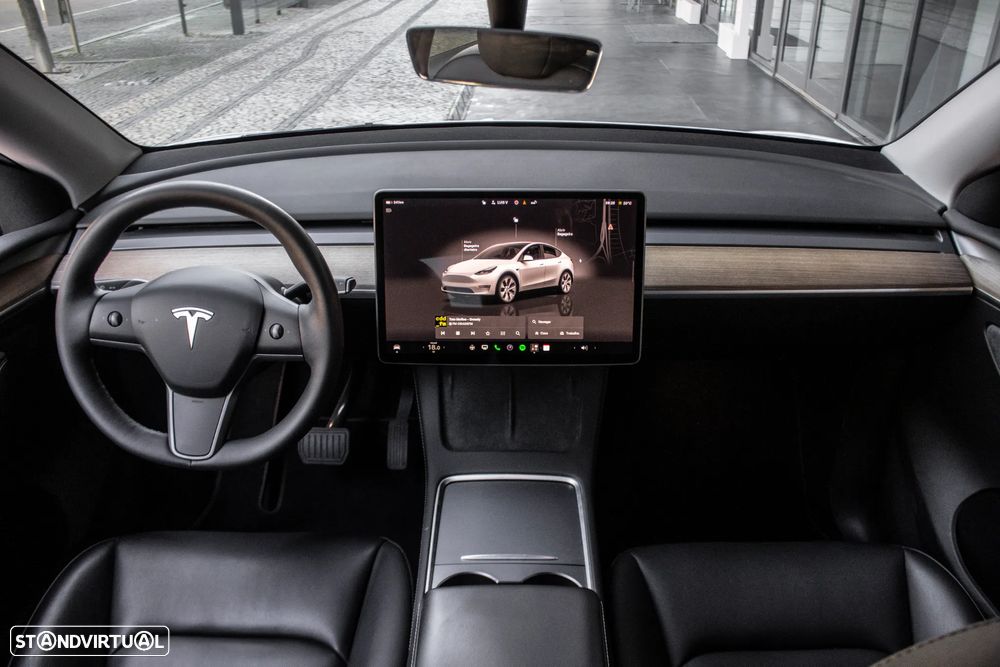 Tesla Model Y Tração Traseira - 31