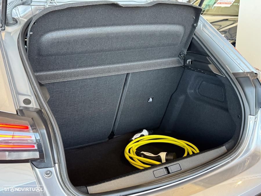 Peugeot e-208 50 kWh Allure Pack - 38