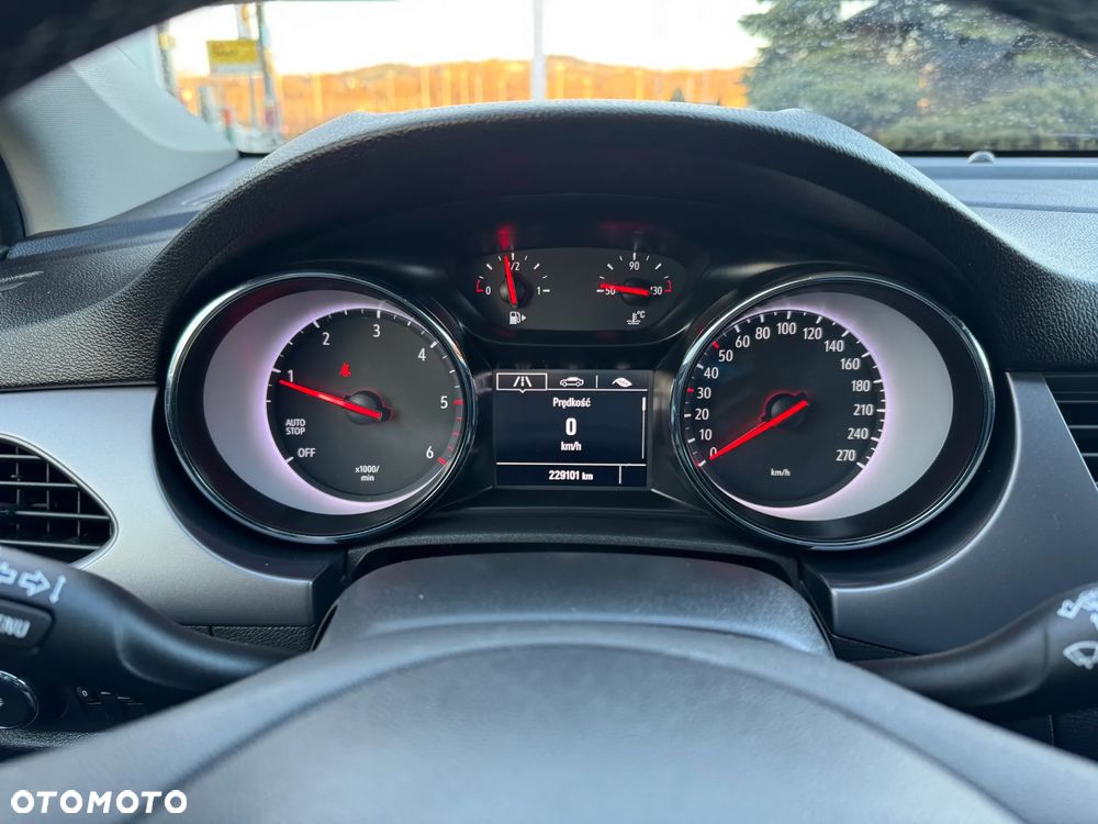 Opel Astra 1.5 CDTI Edition S&S - 15