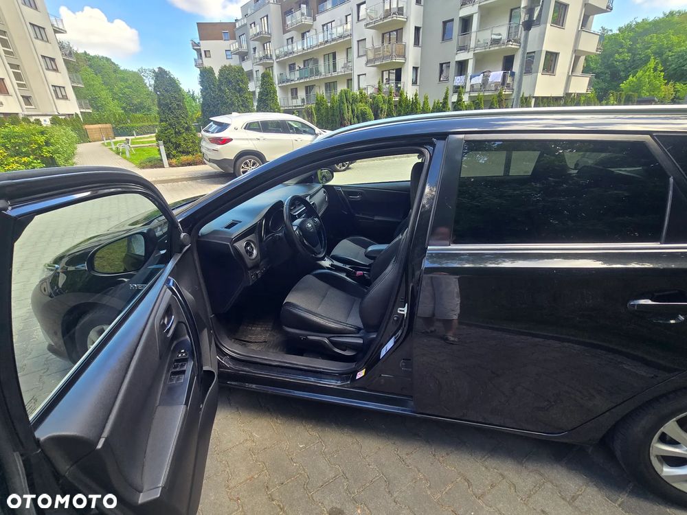Toyota Auris - 6