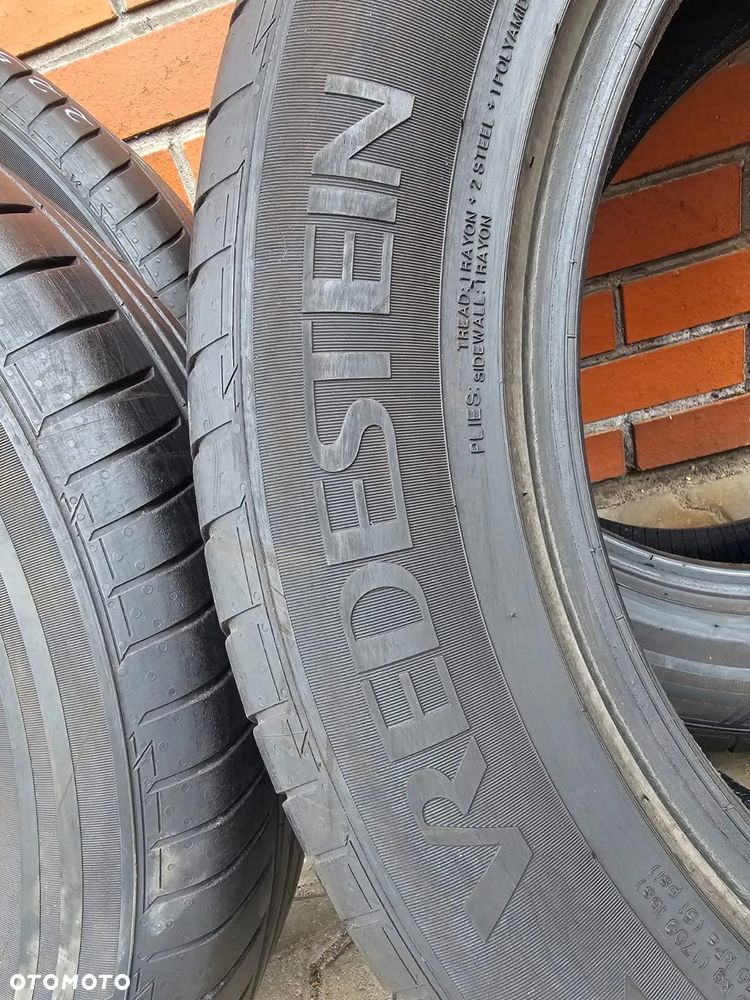 (O40) 225/60R17 99V 4,6-5,7mm 21r / Vredestein Ultrac - 11