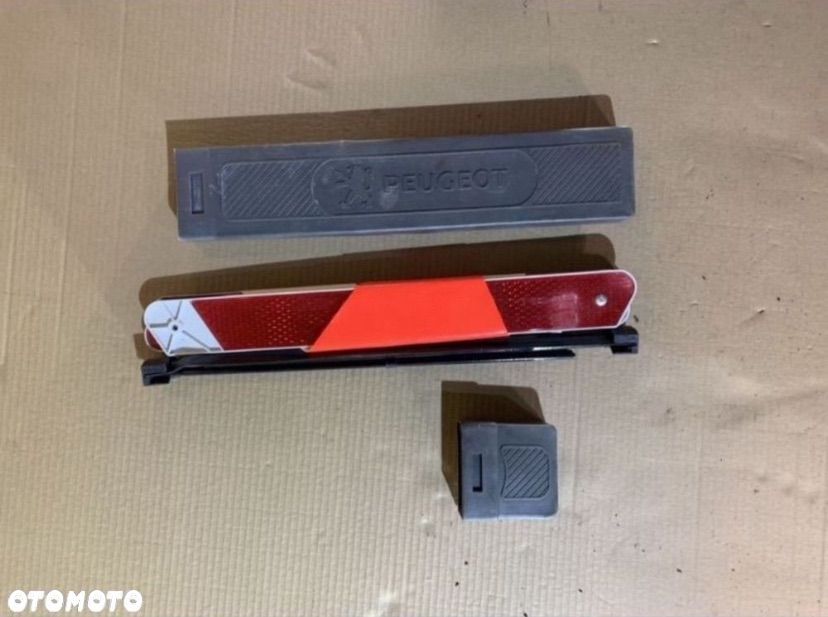 Trójkąt fabryczny bezpieczeństwa peugeot 107 citroen c1 - 1