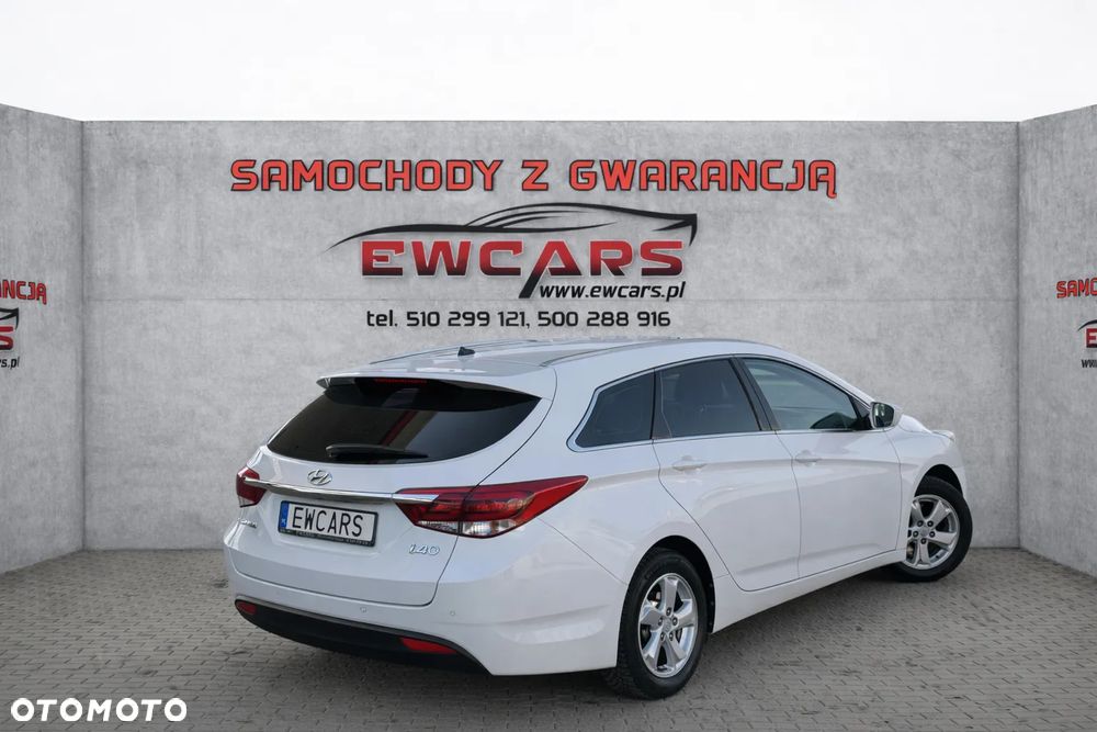Hyundai i40 Kombi blue 1.6 Classic - 21