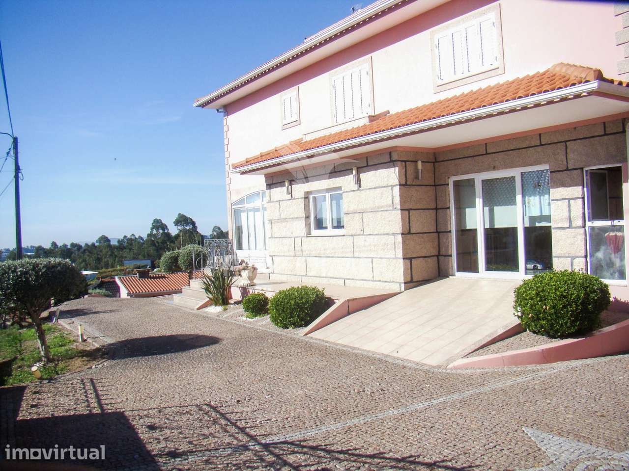 Moradia T4 em Quinchães – Fafe - Grande imagem: 2/39