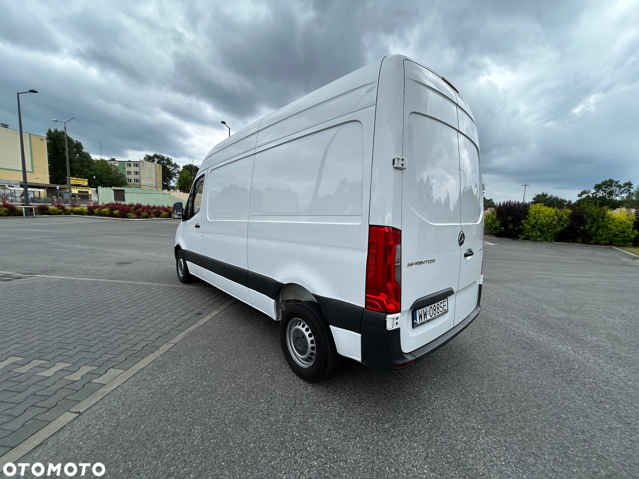 Mercedes-Benz Sprinter - 22