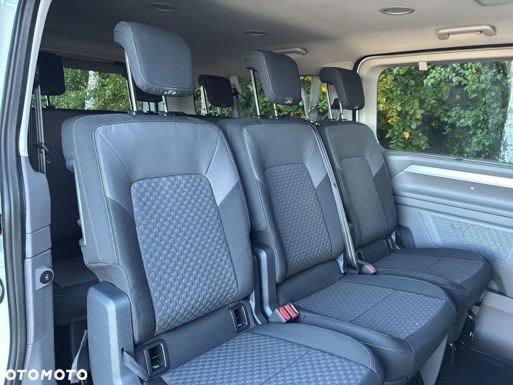 Volkswagen Caravelle - 17