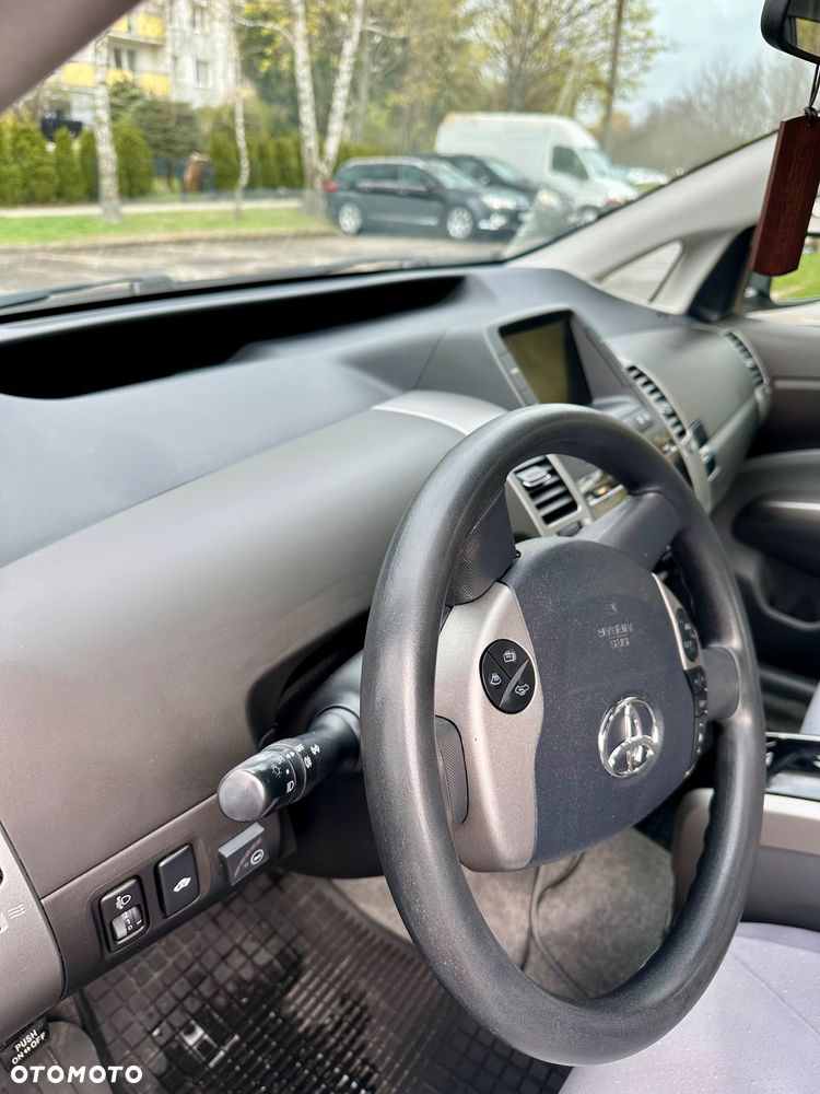 Toyota Prius 1.5 VVT-i Sol - 15