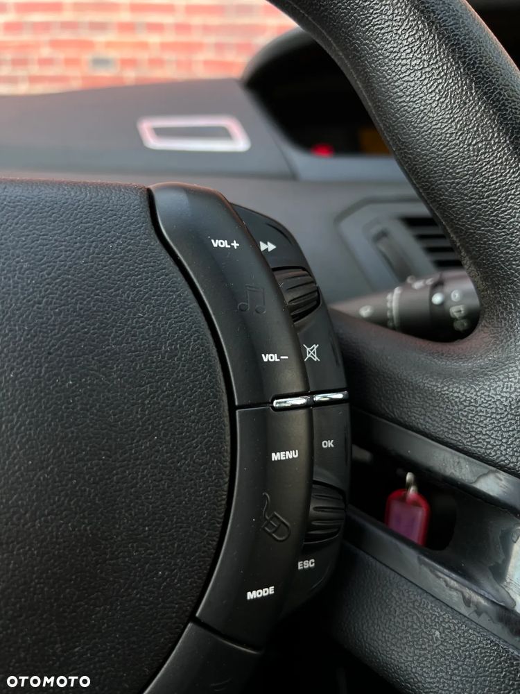 Citroën C4 Picasso - 24