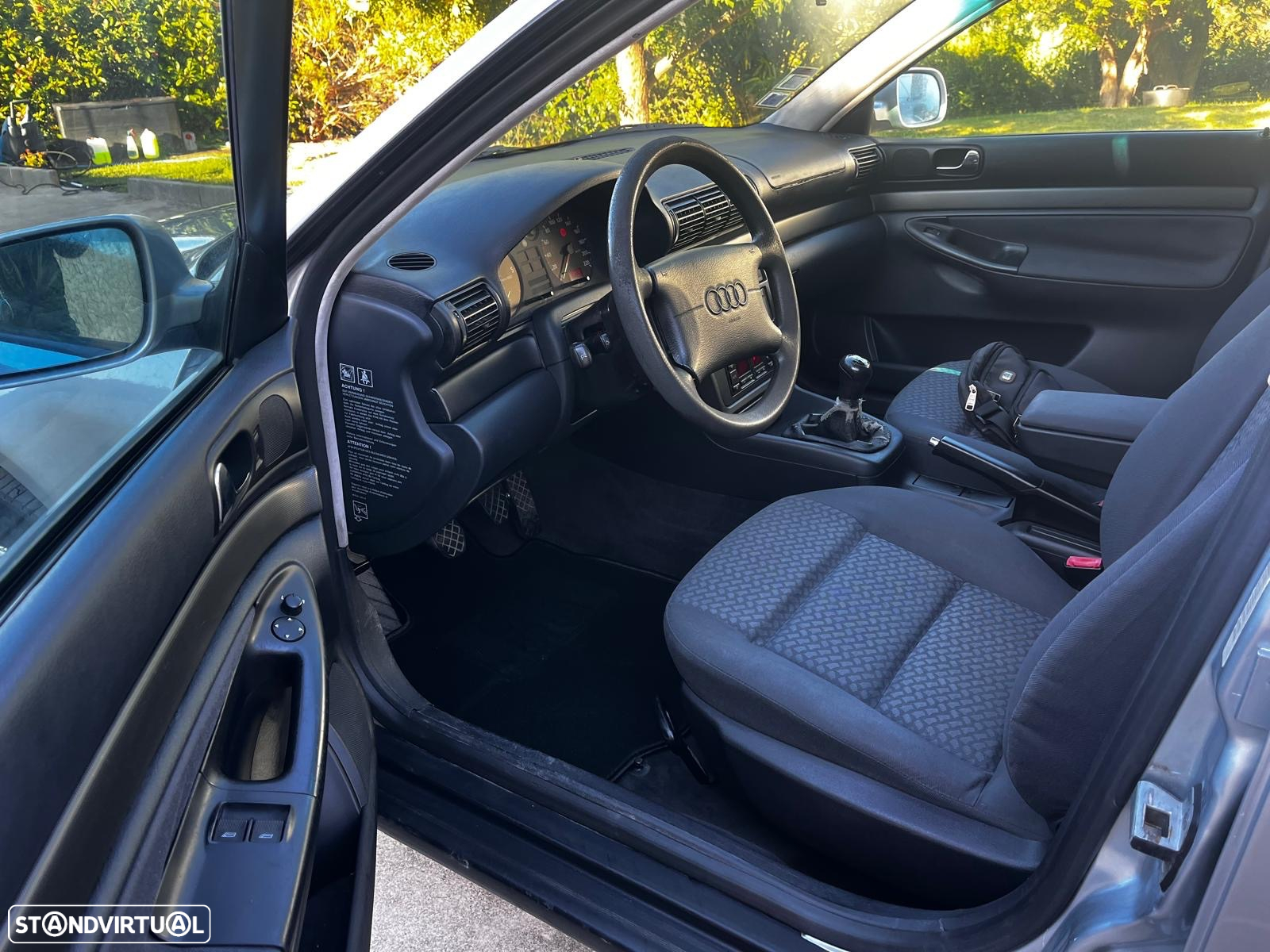 Audi A4 Avant 1.9 TDI Attraction - 5