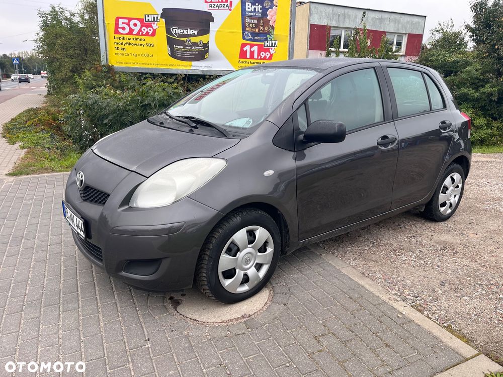 Toyota Yaris - 2