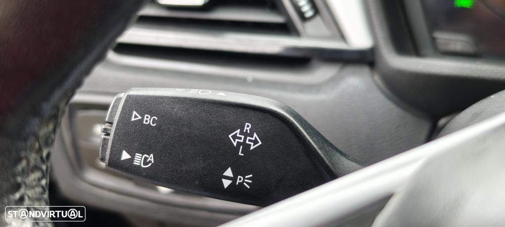 BMW X1 18 d sDrive Auto Advantage - 29