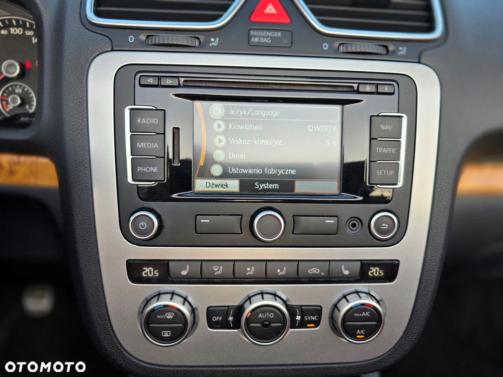 Volkswagen Eos - 29