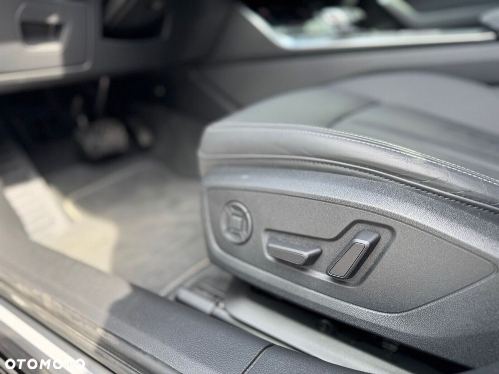 Audi A6 - 24