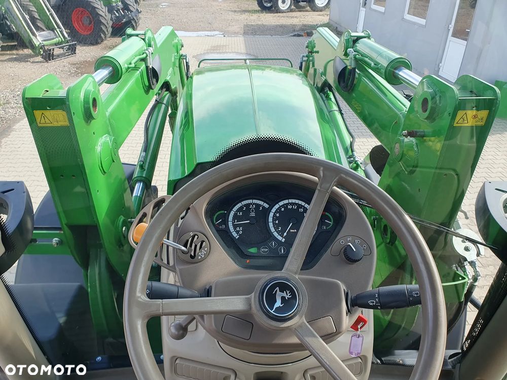 John Deere 6130R - 21