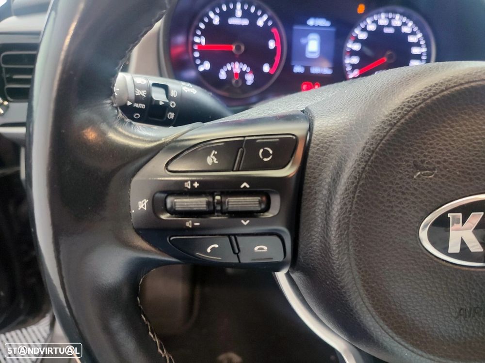 Kia Rio 1.4 CRDi 90 Platinum Edition - 27