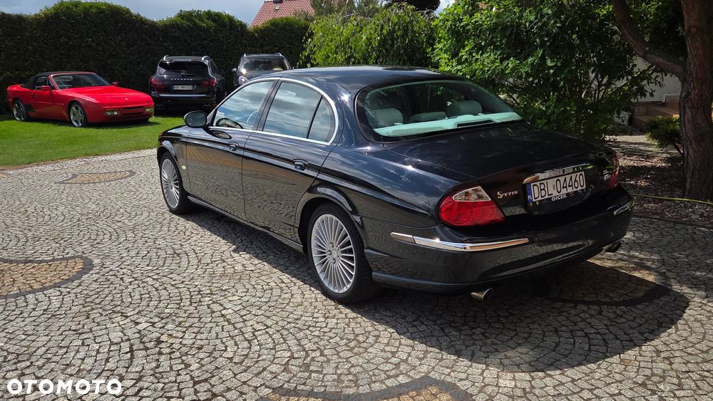 Jaguar S-Type - 40
