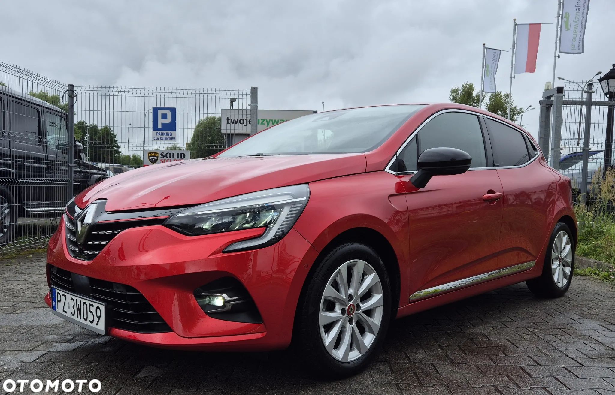 Renault Clio 1.6 E-TECH Intens - 1