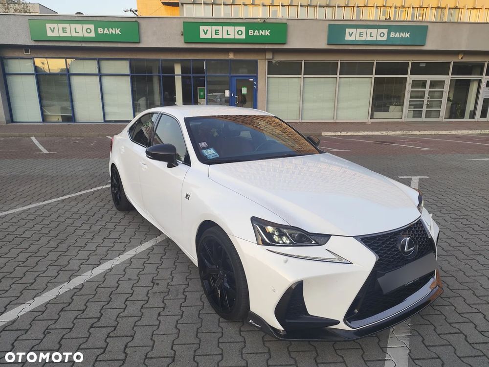 Lexus IS 200t F Sport - 5