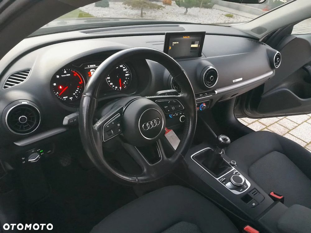 Audi A3 Limousine 1.6 TDI Sport - 6