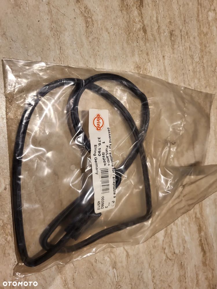 USZCZELKA POKRYWY ZAWORÓW FIAT BRAVA, BRAVO I, MAREA; LANCIA Y 1.4 10.95-09.03