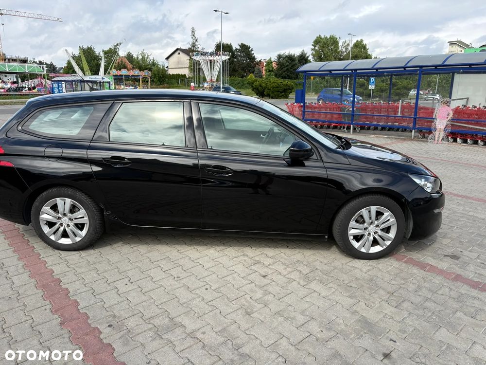 Peugeot 308 1.6 BlueHDi Allure S&S - 4