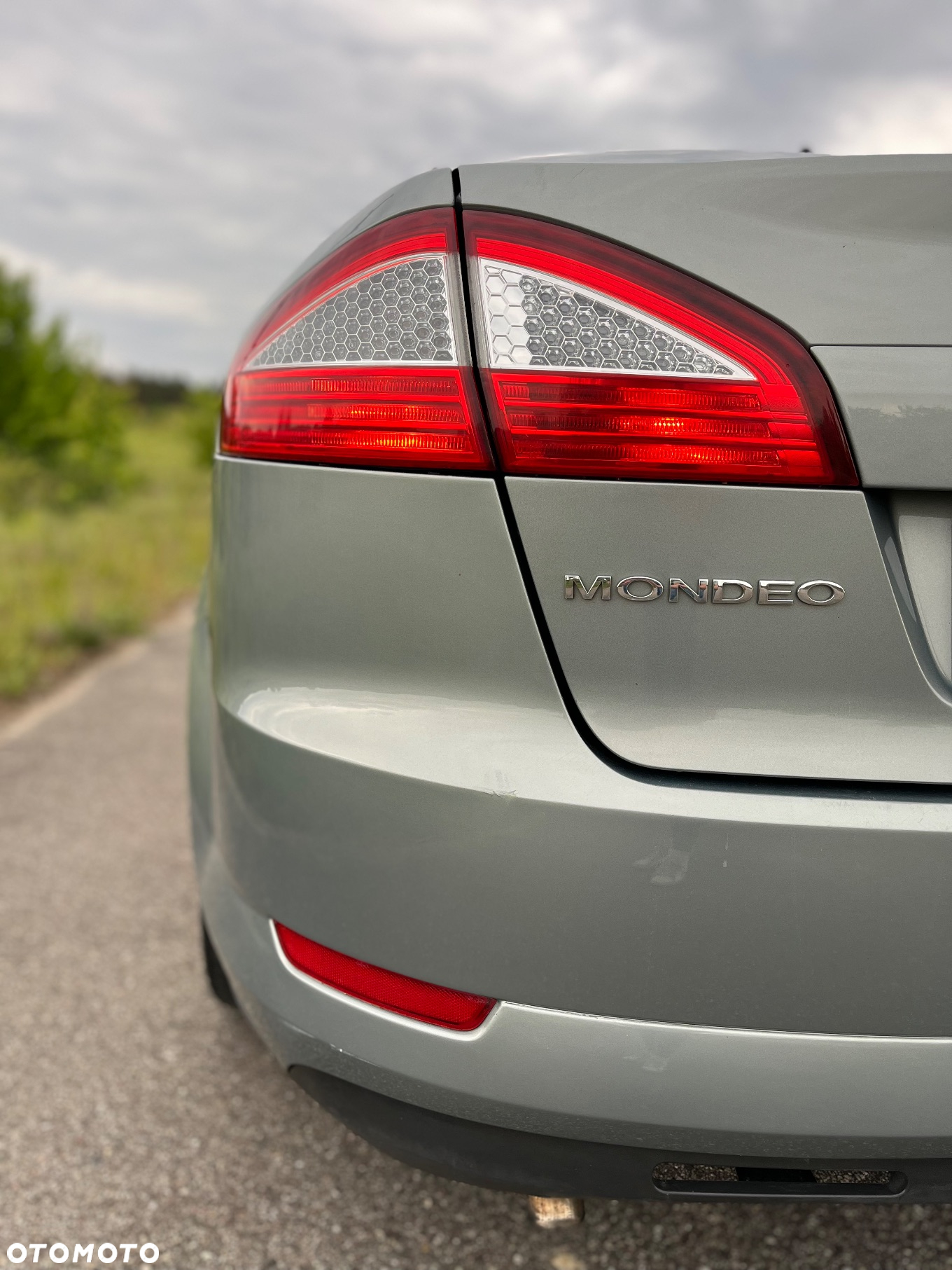 Ford Mondeo - 14