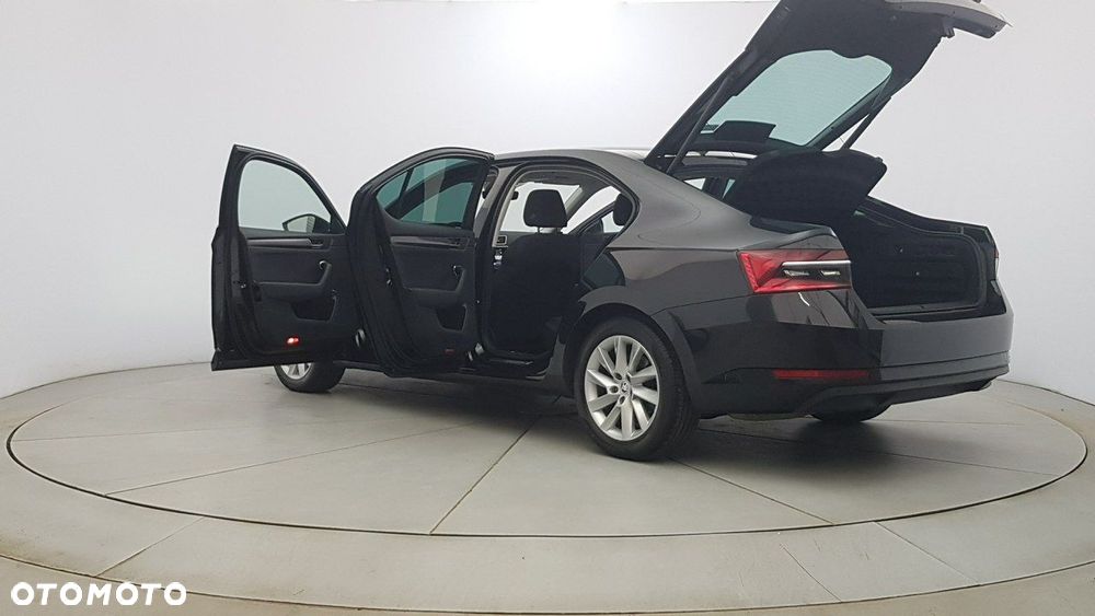 Skoda Superb - 11