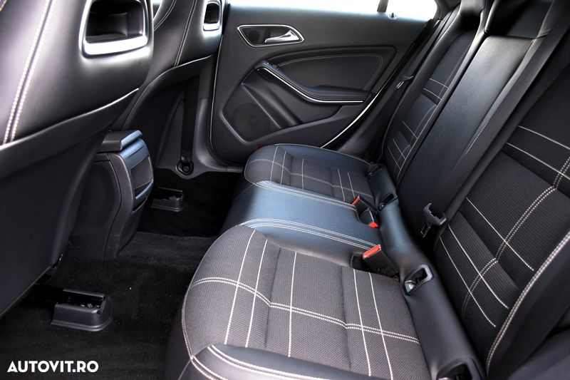 Mercedes-Benz CLA 180 Shooting Brake Urban - 13