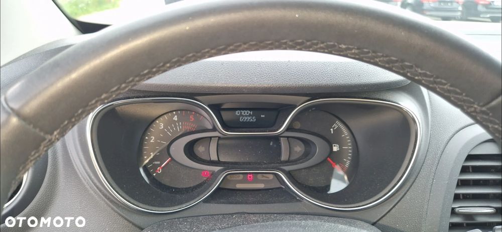 Renault Captur - 13