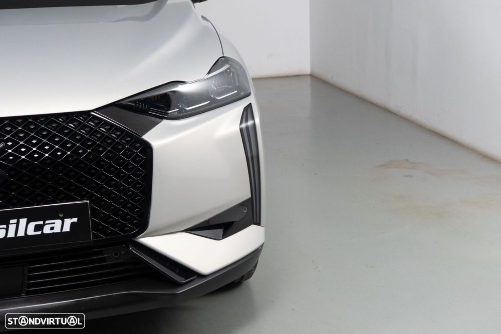 DS DS3 1.2 PureTech Performance Line EAT8 - 16