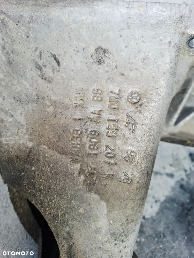Półoś Podpora Przód Przednia Prawa Sharan Alhambra Galaxy 7M0199207K - 5
