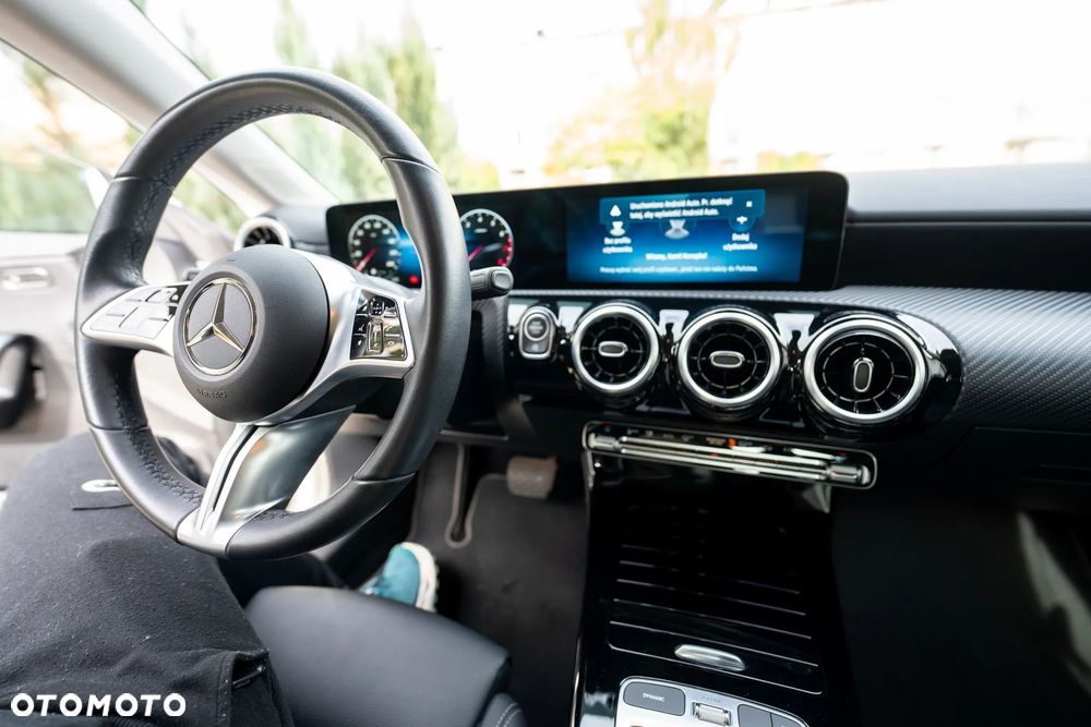 Mercedes-Benz CLA 200 mHEV 7G-DCT - 7