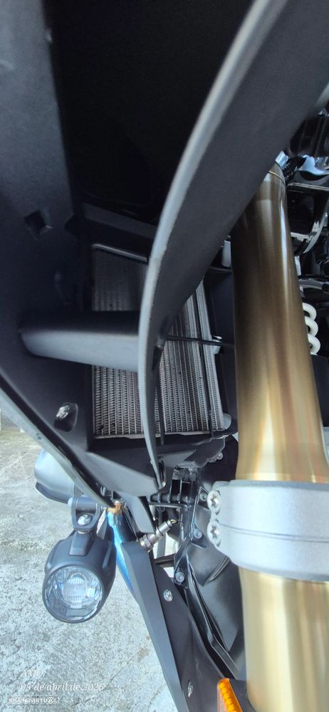 BMW R 1250 RT TRIPLE BLACK - 23