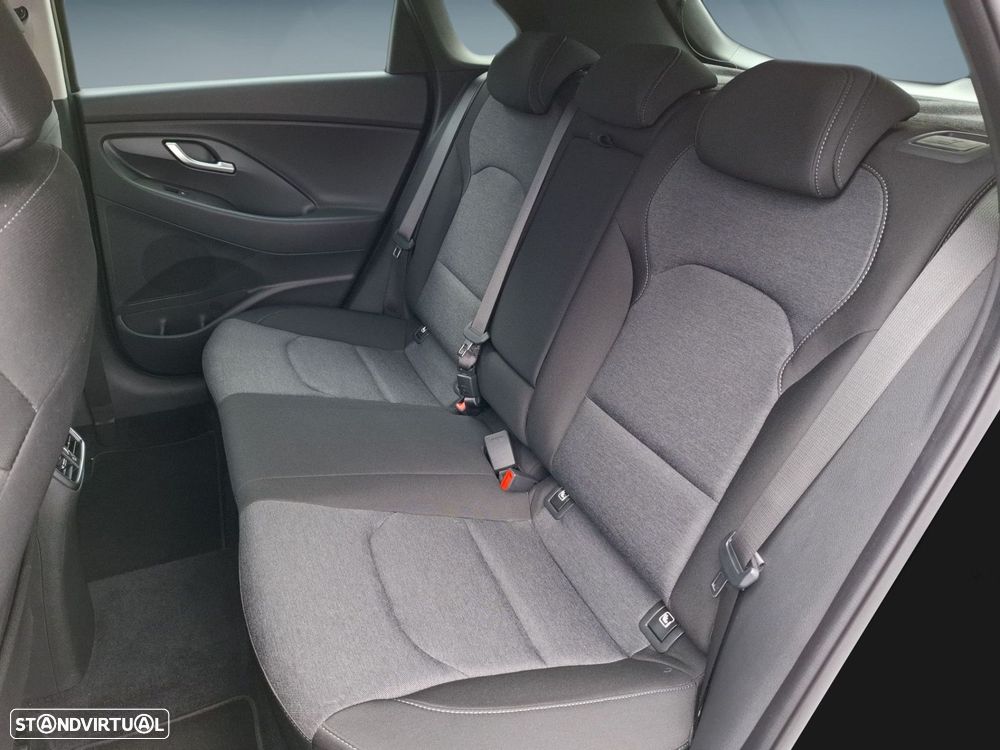 Hyundai i30 1.0 T-GDi Style Plus — fotografia 14