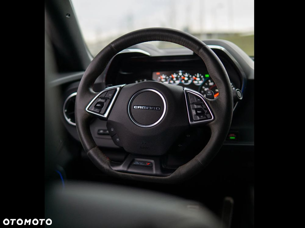 Chevrolet Camaro - 20
