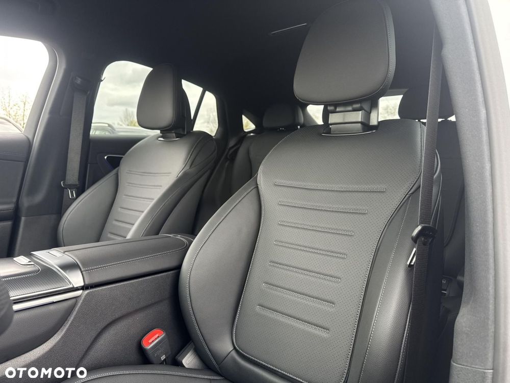 Mercedes-Benz GLC - 10