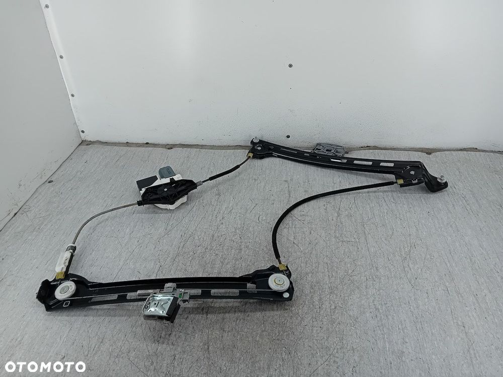 PODNOŚNIK SZYBY LEWY TYŁ VW PASSAT CC 3C8959703B  1K09597950 - 4