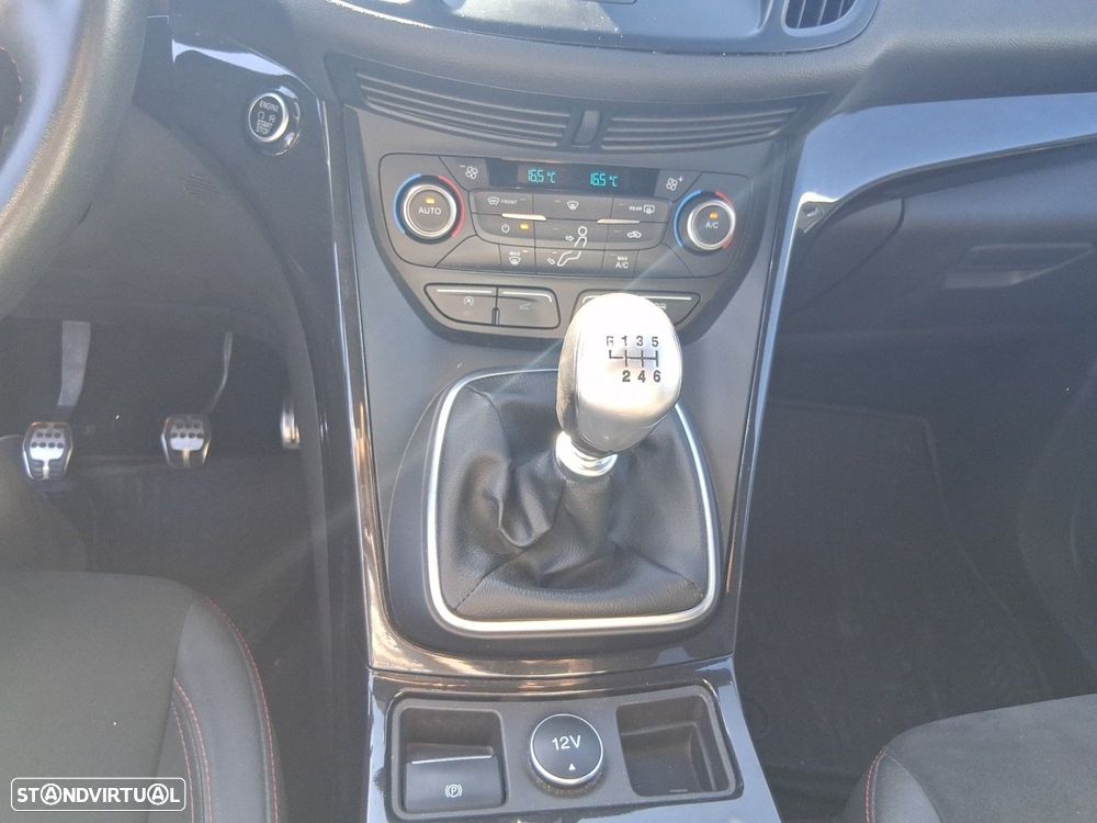 Ford Kuga 1.5 EcoBoost ST-Line - 11