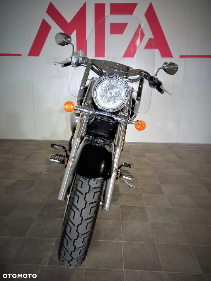 Suzuki VL 800 Volusia - Boulevard C50 - 3