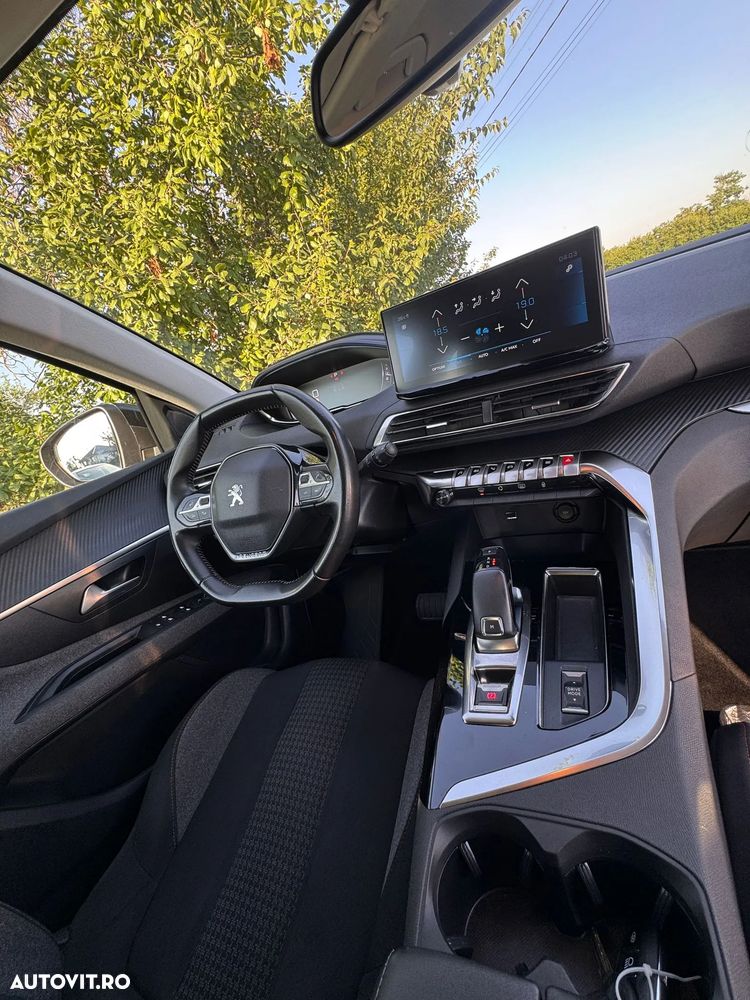 Peugeot 3008 1.5 BlueHDI S&S EAT8 Active - 11