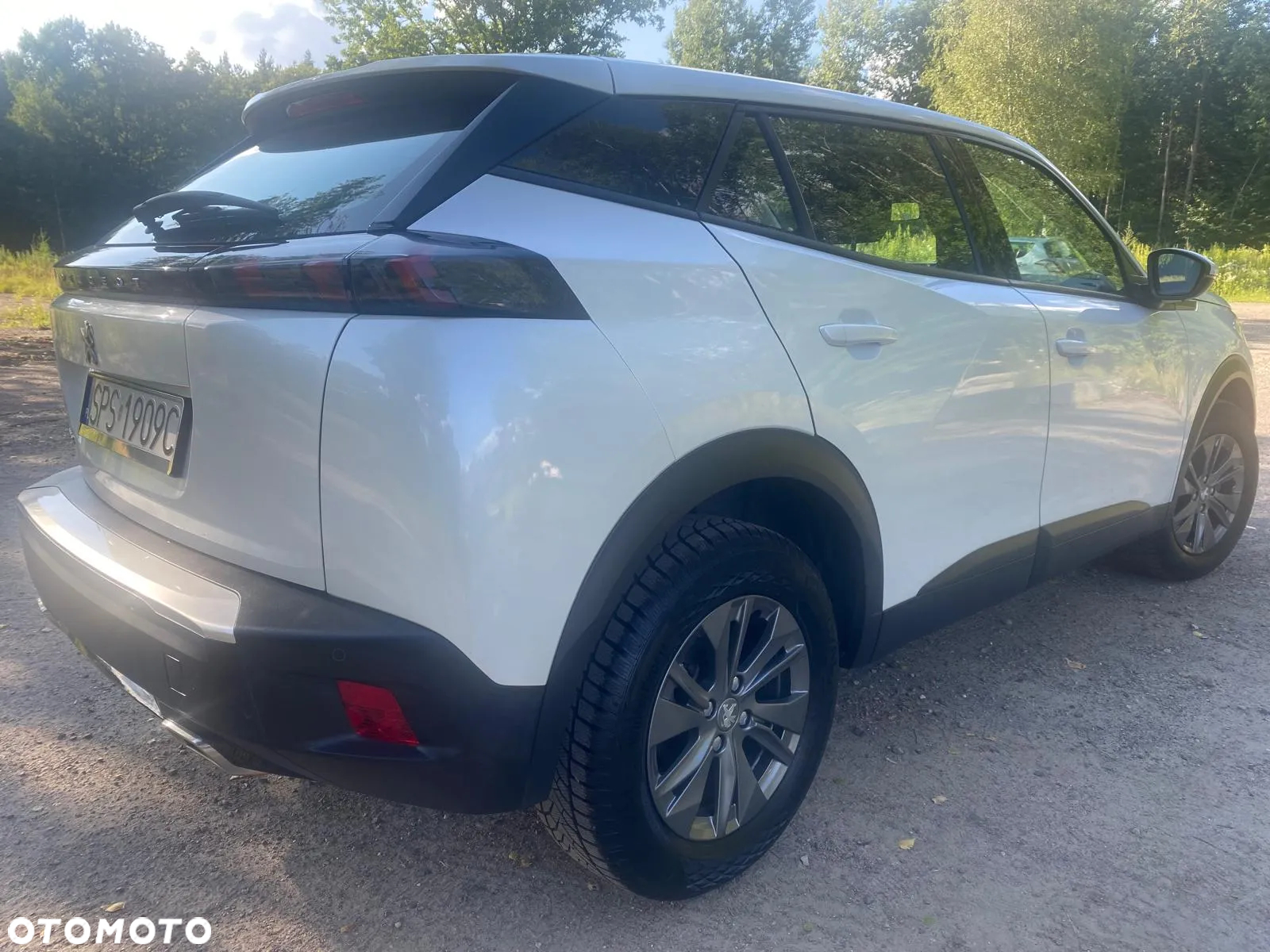 Peugeot 2008 1.2 PureTech Active S&S - 5