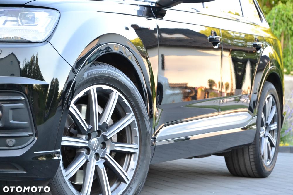 Audi Q7 3.0 TDI ultra Quattro Tiptronic - 21