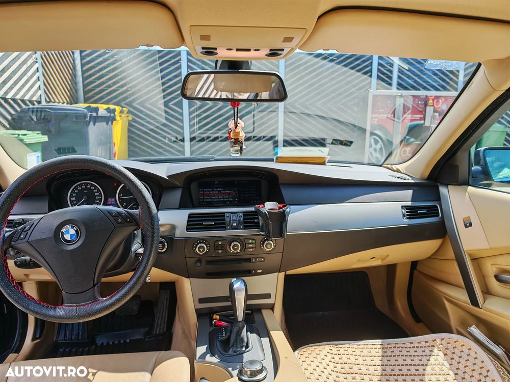 BMW Seria 5 520d Aut. - 13