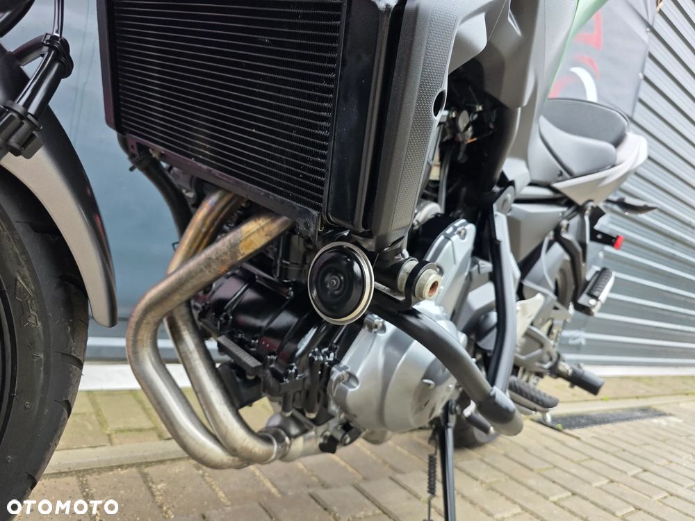Kawasaki Z 650 - 15