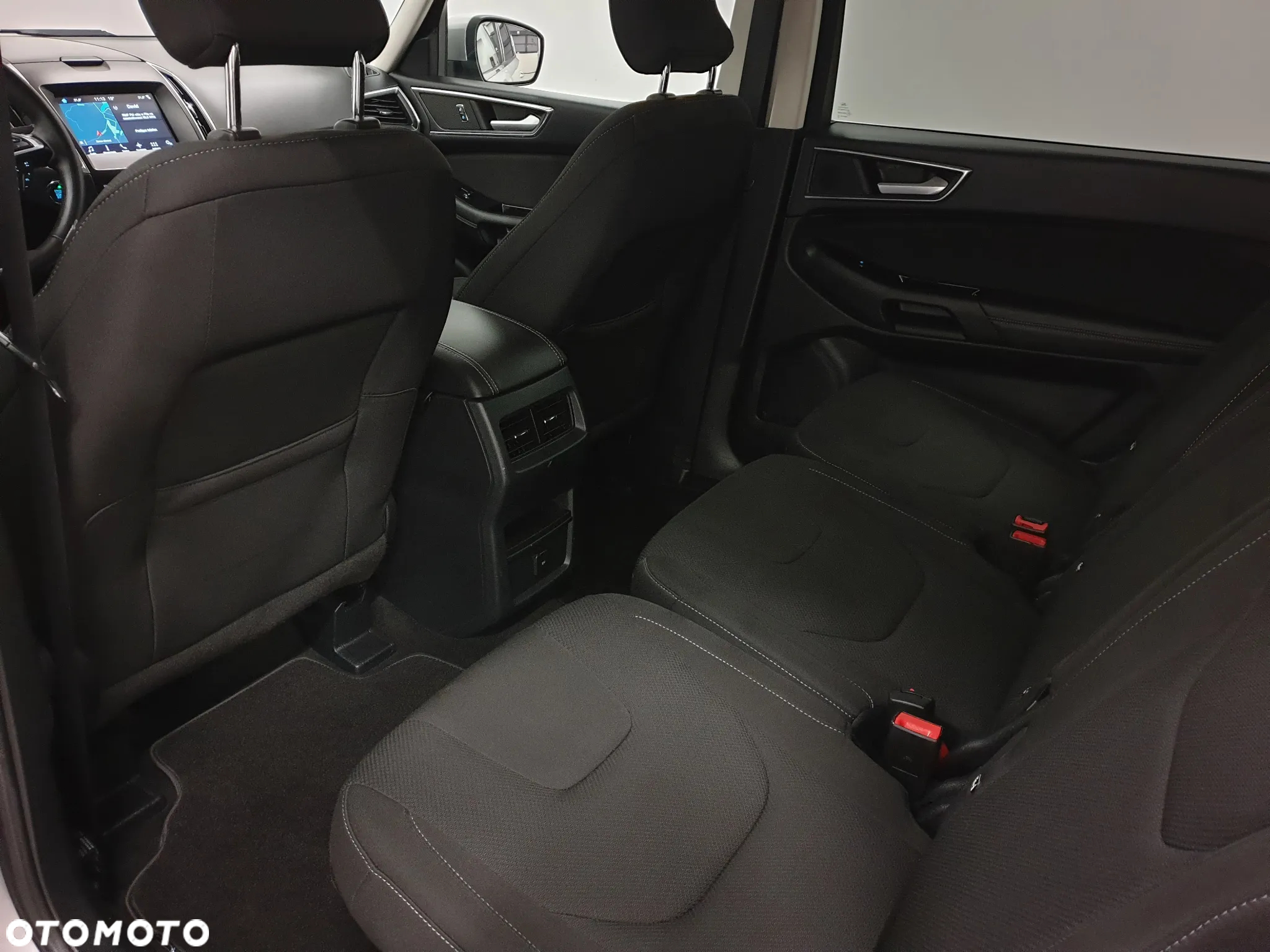 Ford S-Max 2.0 TDCi Titanium PowerShift - 39
